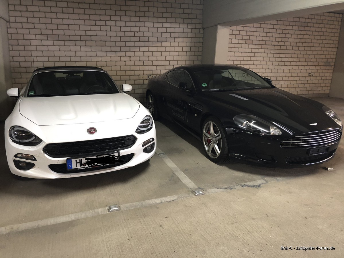 Nette Gesellschaft, DB9